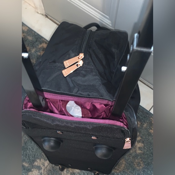 Juicy Couture Bags New Juicy Couture Black Rose Gold Rolling